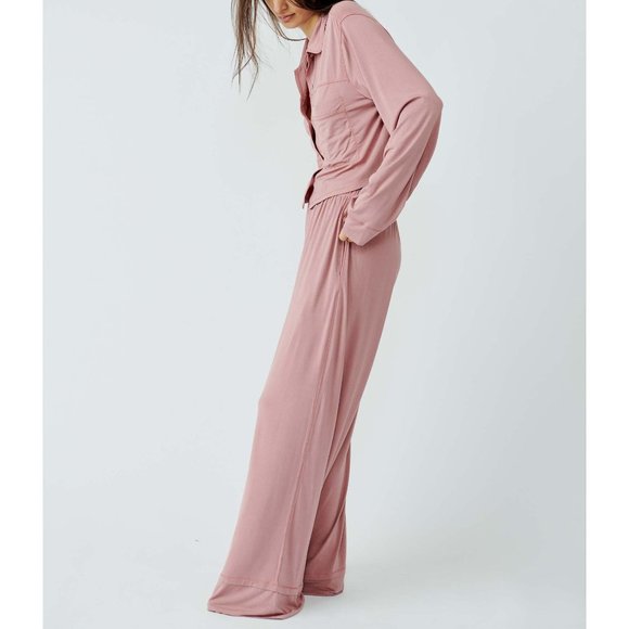 🎉LAST CHANCE🎉 FREE PEOPLE Essential Pajama Set / Red Clover - Picture 2 of 10